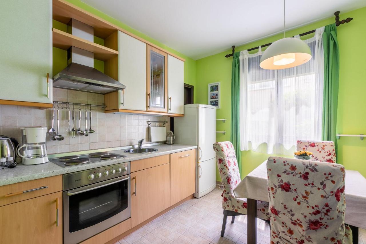 Apartments Zec Selce Exterior foto